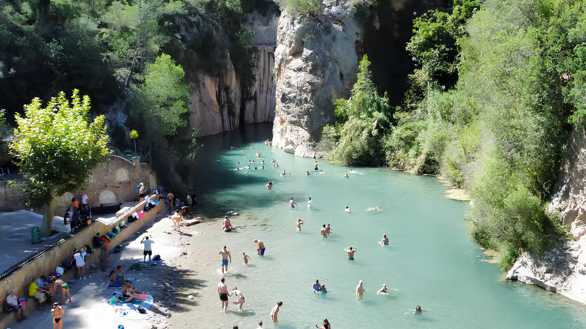 Montanejos thermal springs, waterfall & surprise stop